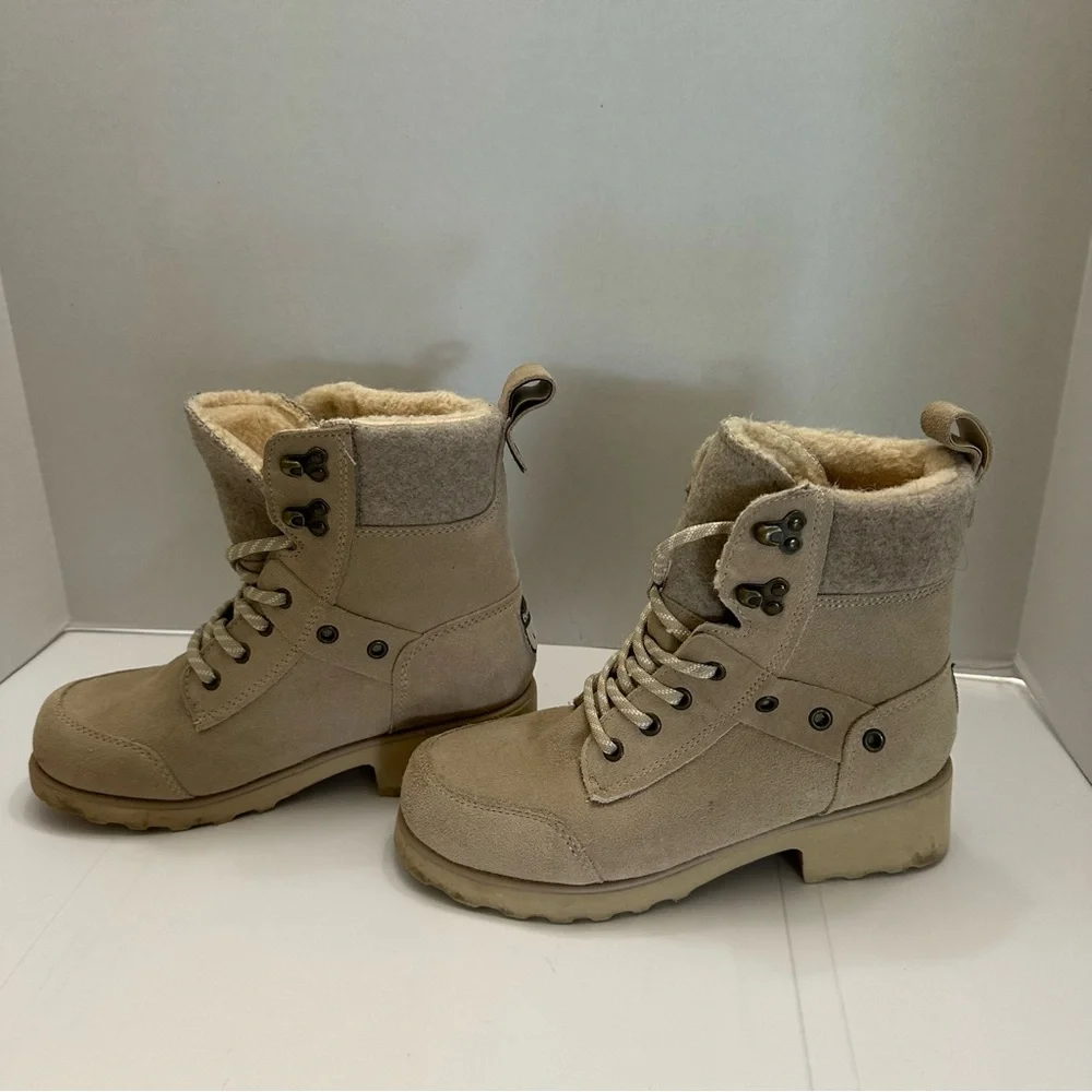 BEARPAW Alicia Suede Lace-Up Boot US 7 Women's Block Heels Boots - Picture 2 of 6